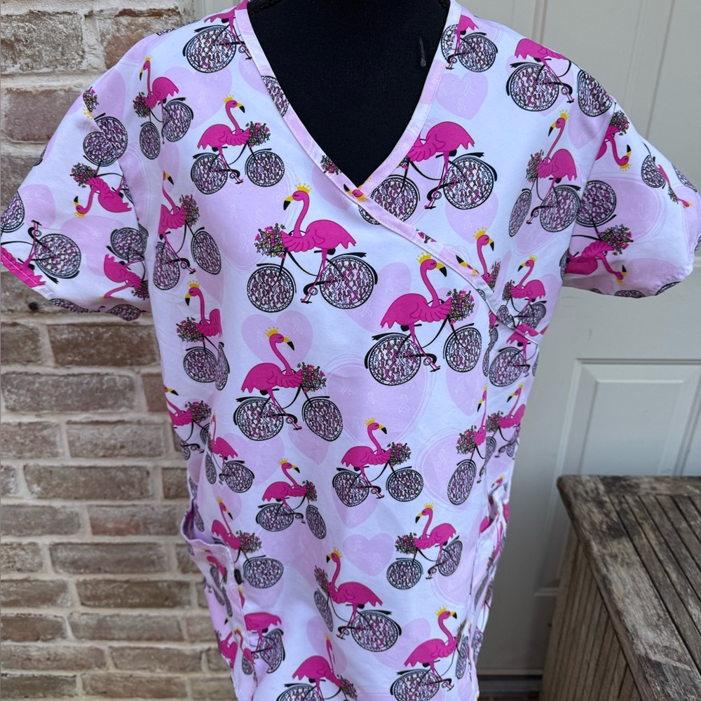 Metro Scrubs, Pink, Flamingo Print, Short Sleeve, Scrub Top, Size Large